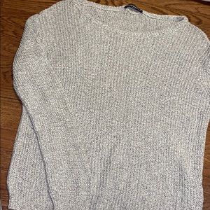 Brandy Melville sweater